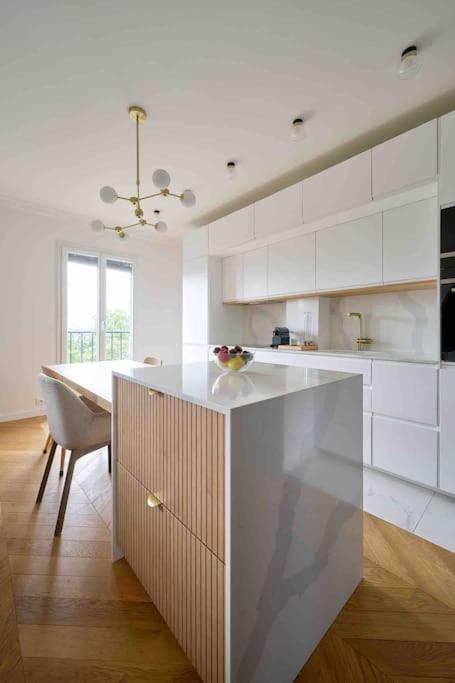 Marais - Parents Suite & Kids Room With Park View Appartement *